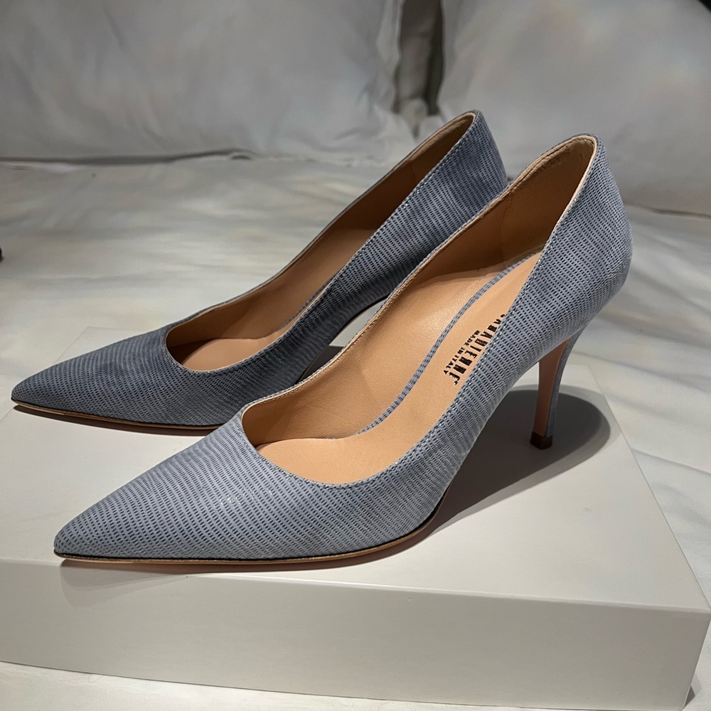 NEW La Canadienne blue suede Fairmont heels